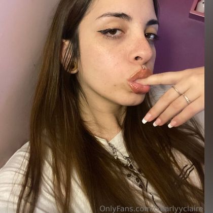 clearlyyclaire OnlyFans picture