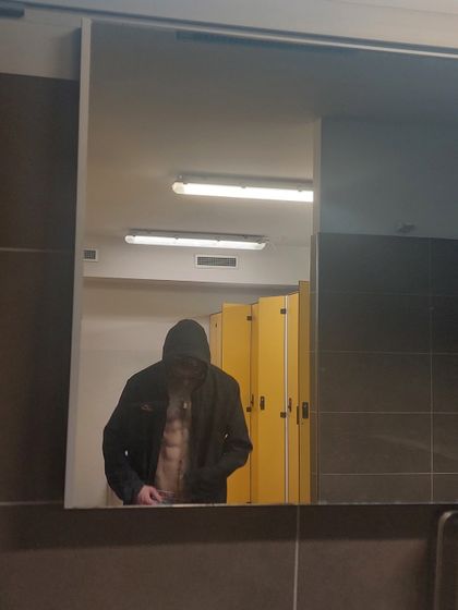 sig.grey OnlyFans picture