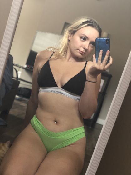 xmissmegx OnlyFans picture