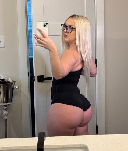 yourfavtopic OnlyFans picture