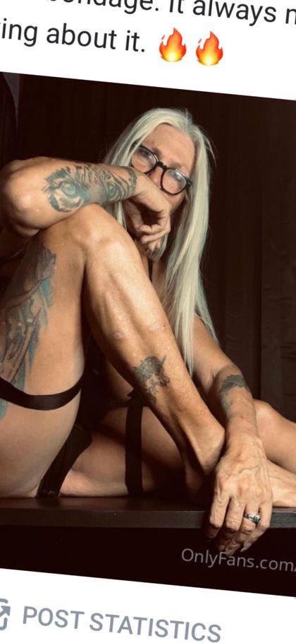 tattedblondexxx OnlyFans picture