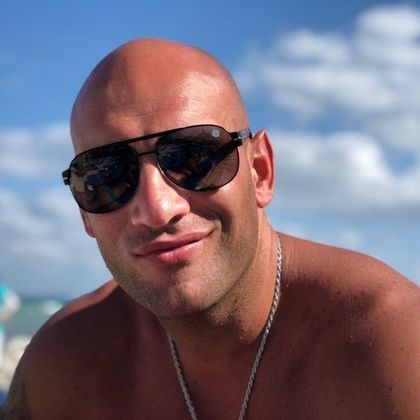 yourgiant OnlyFans picture