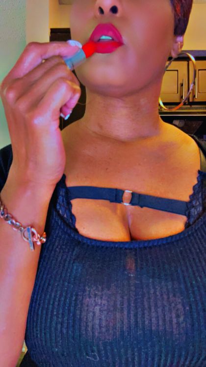 prettypussiesandpiggies OnlyFans picture