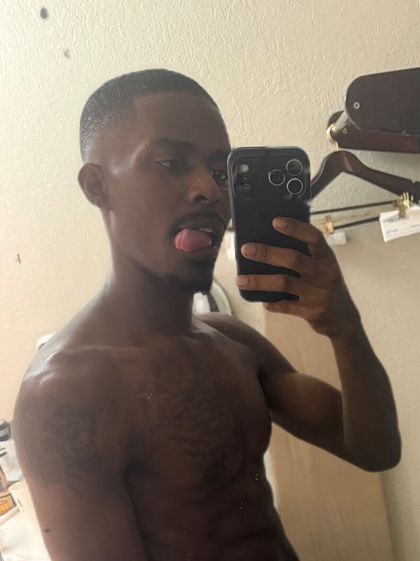 mr.spooky0_0 OnlyFans picture
