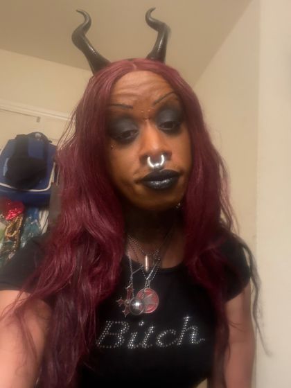 poisonedhearts OnlyFans picture