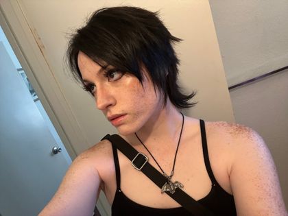 gloomyonionboy OnlyFans picture