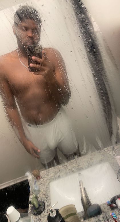 u24300773 OnlyFans picture