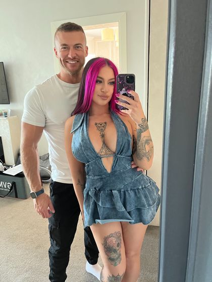 hayleyqjohnnyb OnlyFans picture