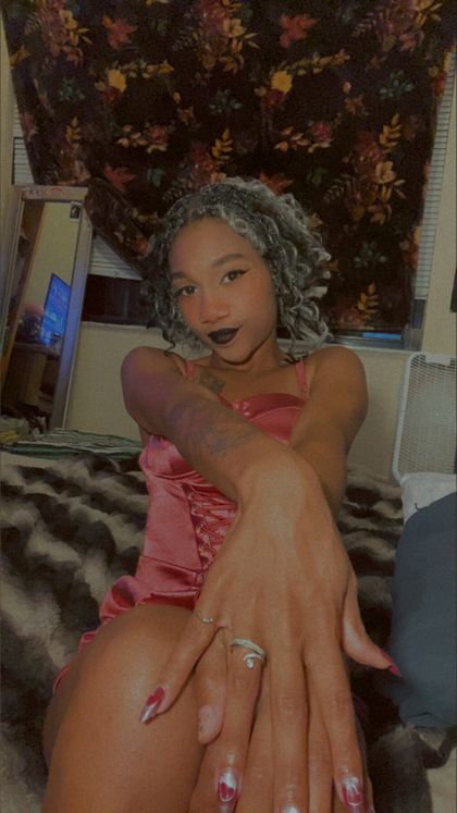 ladynoir12 OnlyFans picture