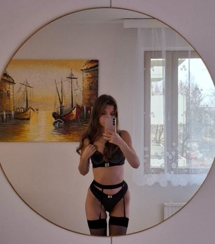 shyelya OnlyFans picture