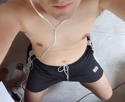 dudenextdoorof_free OnlyFans picture