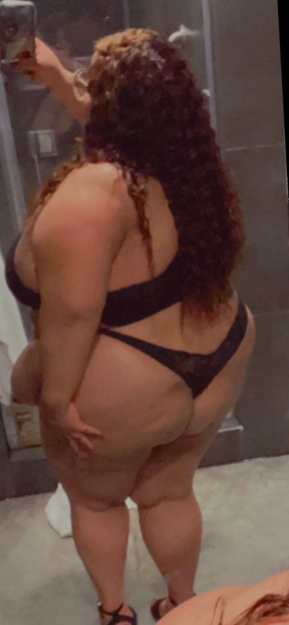 bbwhoneyk OnlyFans picture