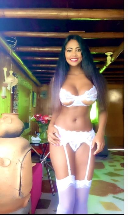 u49919295 OnlyFans picture