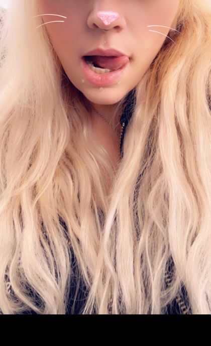 kiezmietzchenn OnlyFans picture