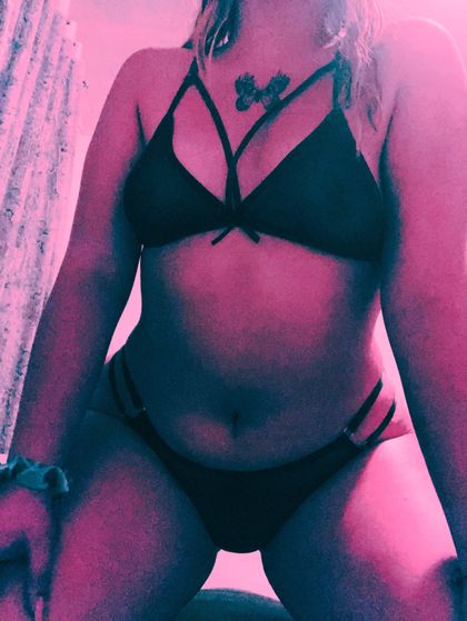 ale.lish OnlyFans picture