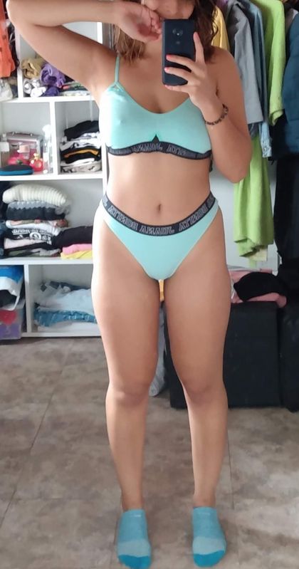 charis27 OnlyFans picture