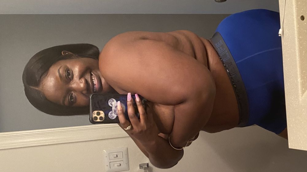 mi.mommy OnlyFans profile picture