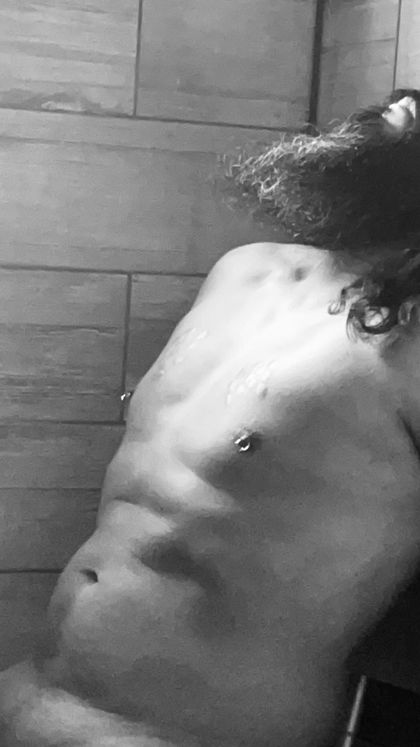 n8tvlvr OnlyFans picture