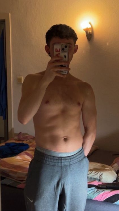 tomhh148270 OnlyFans picture