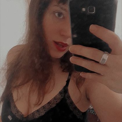 yourmisslaura OnlyFans picture