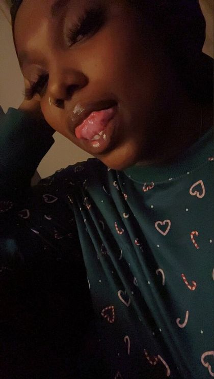 melaniemoney OnlyFans picture