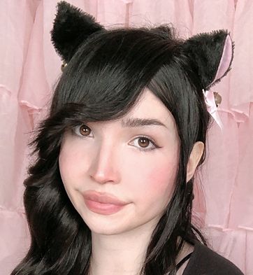 Best Angeles OnlyFans Accounts | FansMetrics.com