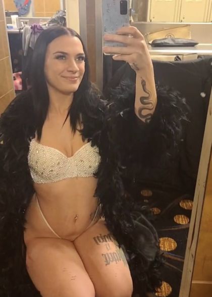 lanaelena OnlyFans picture