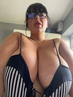 louloubbw OnlyFans - Free Trial - Photos - Socials | FansMetrics.com