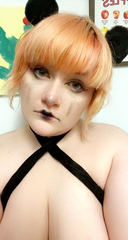 elarahare OnlyFans picture