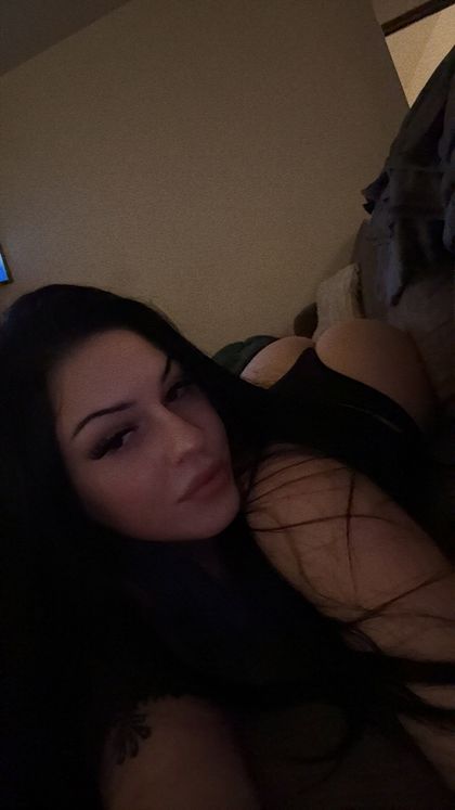 danidelphine OnlyFans picture