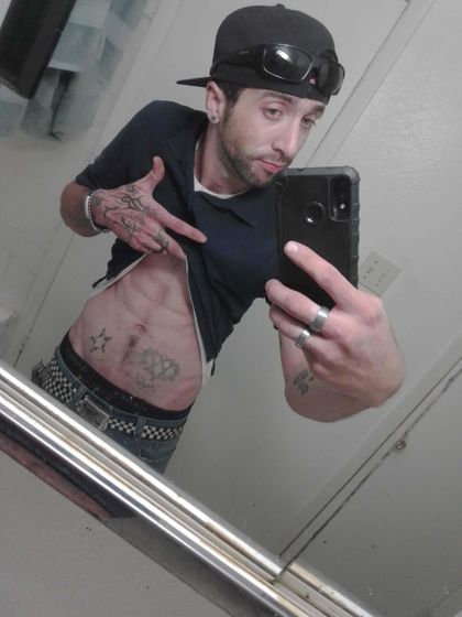 aaronblue OnlyFans picture