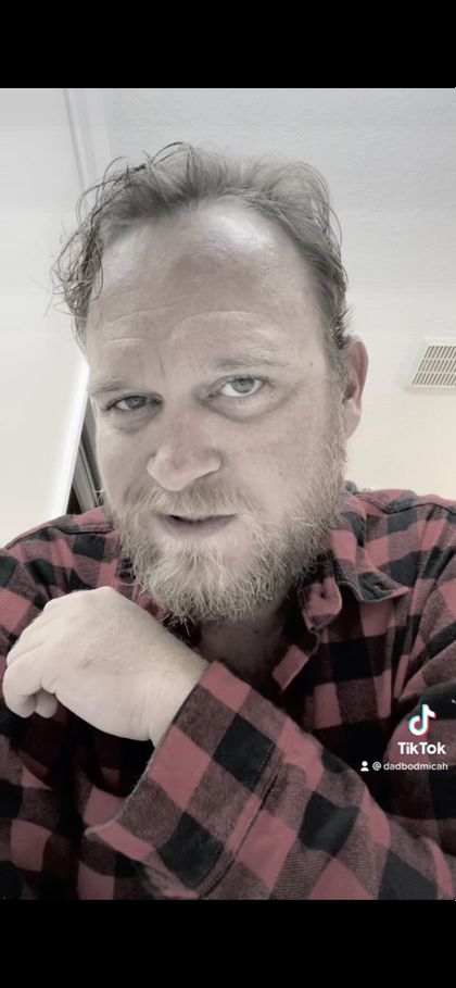 dadbodmicah OnlyFans picture
