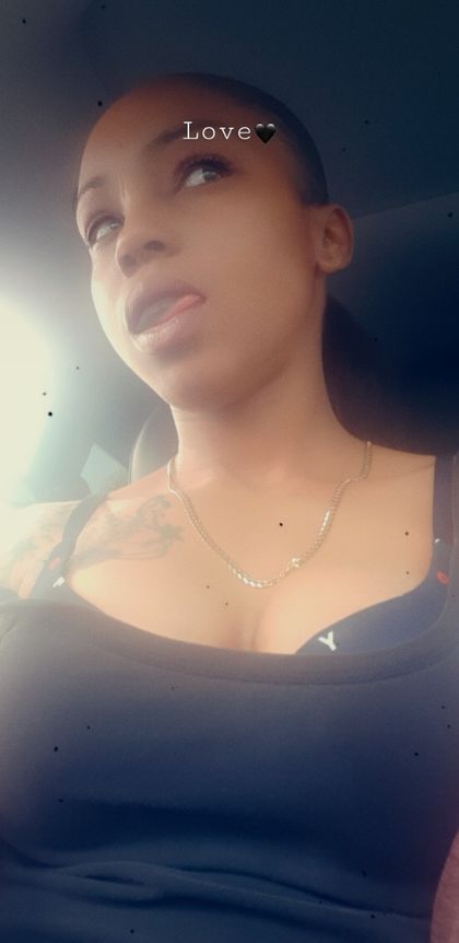 j.petite OnlyFans picture