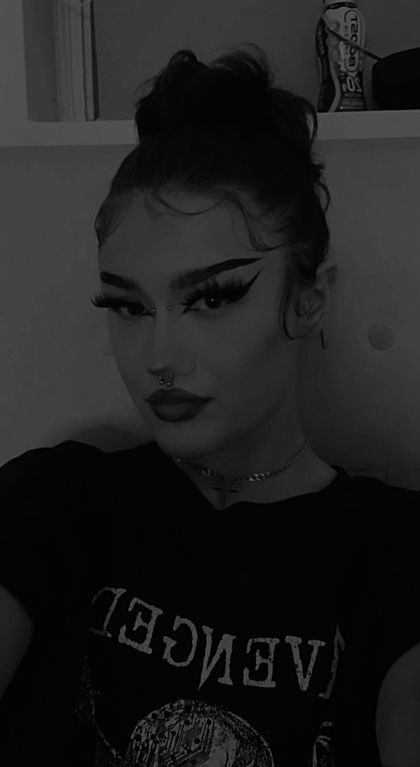 lilllie_666 OnlyFans picture