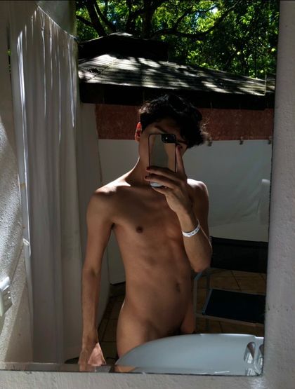 carlosslll OnlyFans picture