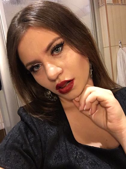 vivian9869 OnlyFans picture
