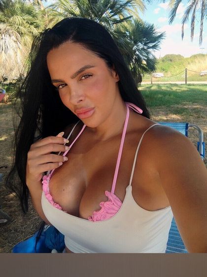 merievipclub OnlyFans picture