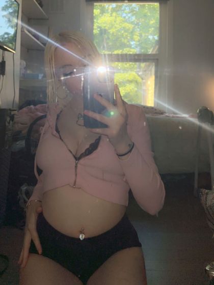 princessleiii OnlyFans picture