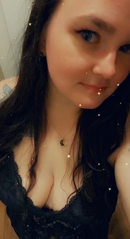 madilovesflowers OnlyFans picture