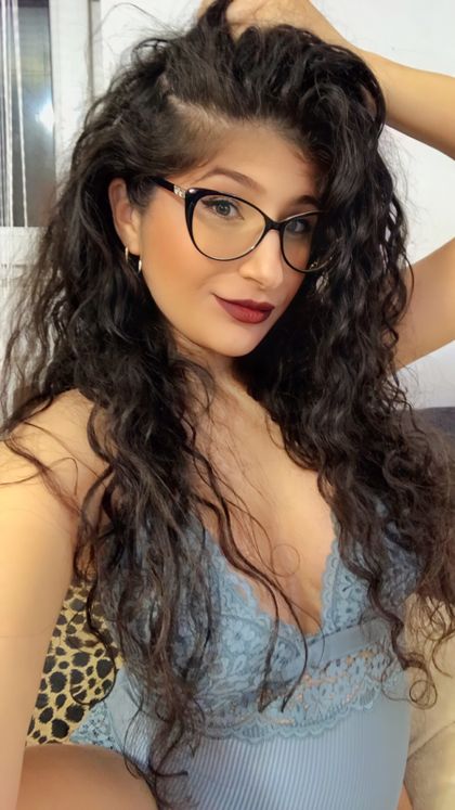 goldenella OnlyFans picture