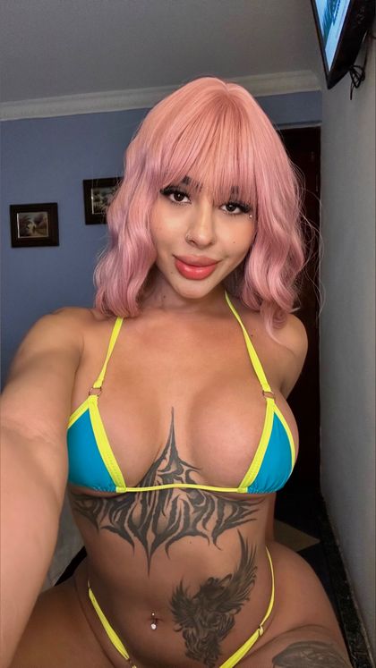 queenlaurats OnlyFans picture