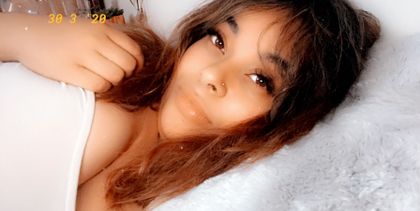 zoe4925 OnlyFans picture