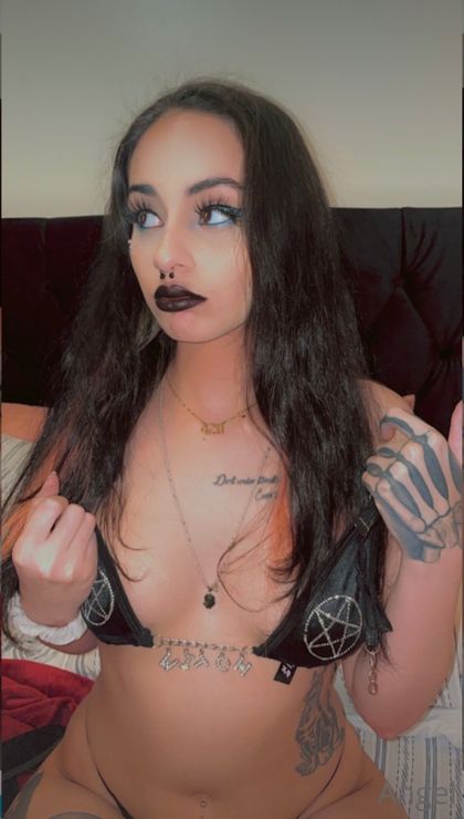 nadiatheangel OnlyFans picture