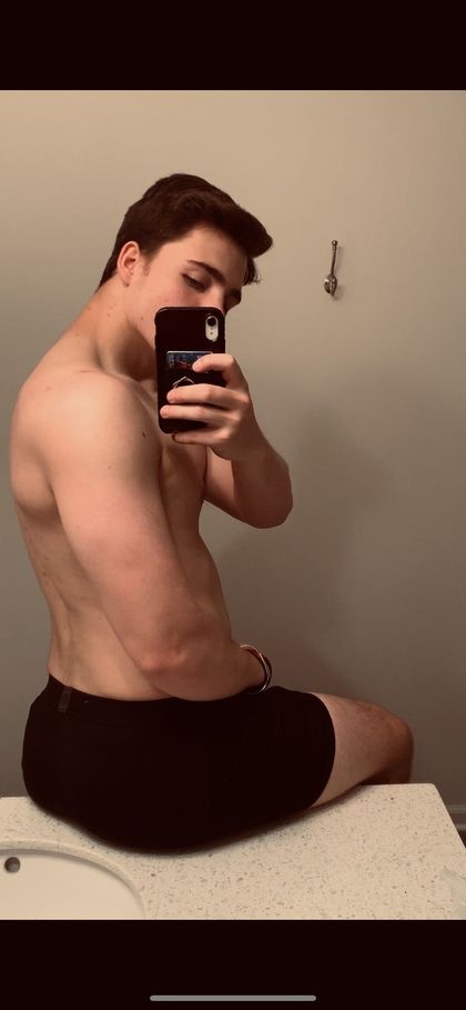 kylewhitee OnlyFans picture