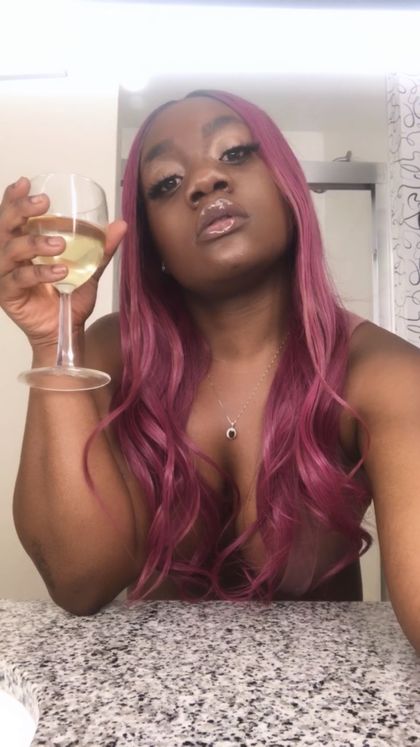 ladielovee OnlyFans picture