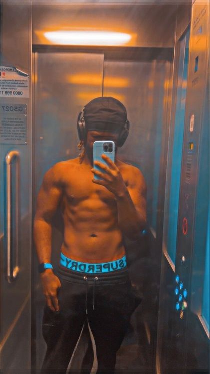 lv23ukk OnlyFans picture