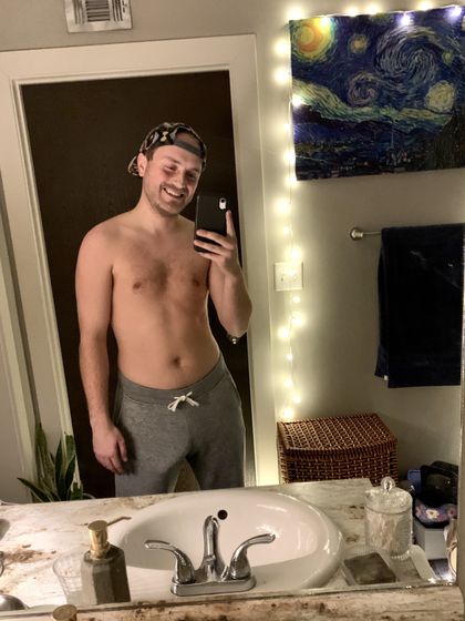 bi-n-large OnlyFans picture
