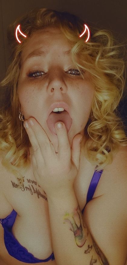 sierraschoon1243 OnlyFans picture