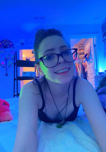 ariahazefree OnlyFans picture