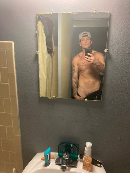 u188229147 OnlyFans picture